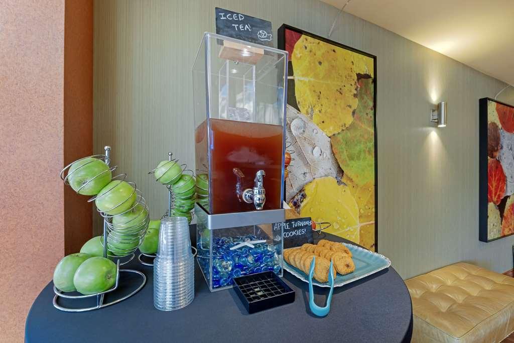 Best Western Plus Emerald Isle Hotel Sidney Restaurant bilde