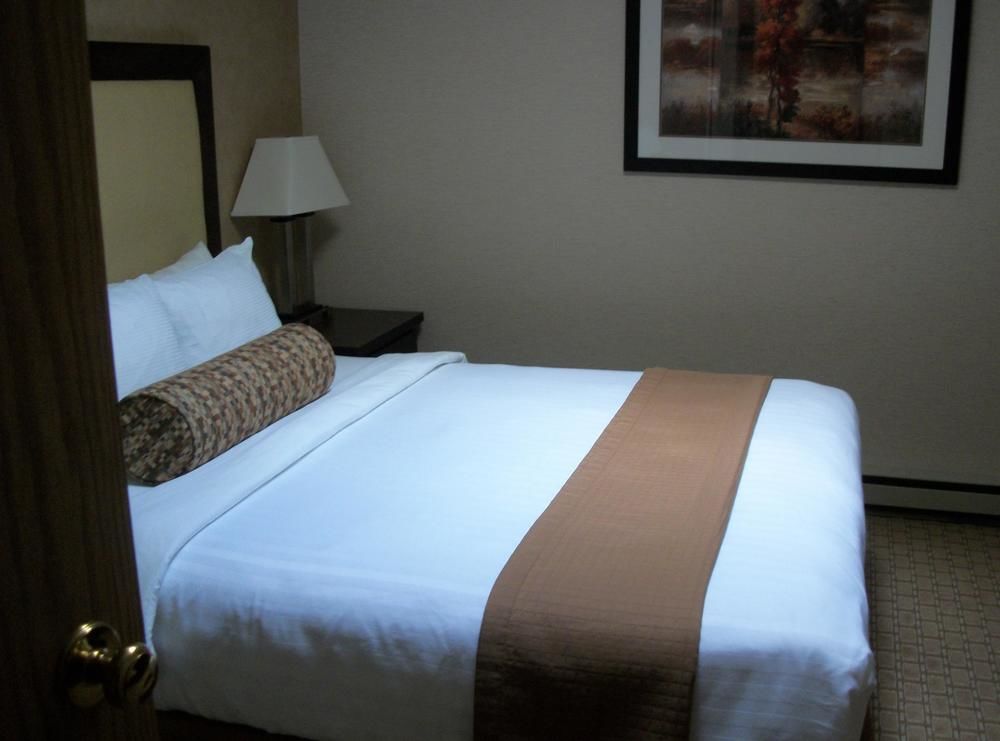 Best Western Plus Emerald Isle Hotel Sidney Eksteriør bilde