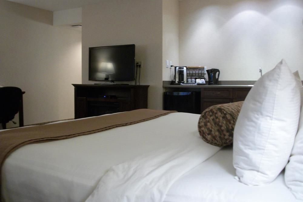Best Western Plus Emerald Isle Hotel Sidney Eksteriør bilde