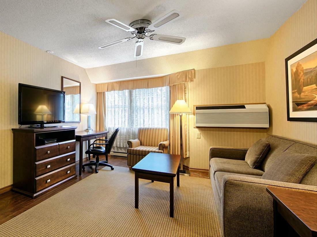 Best Western Plus Emerald Isle Hotel Sidney Eksteriør bilde